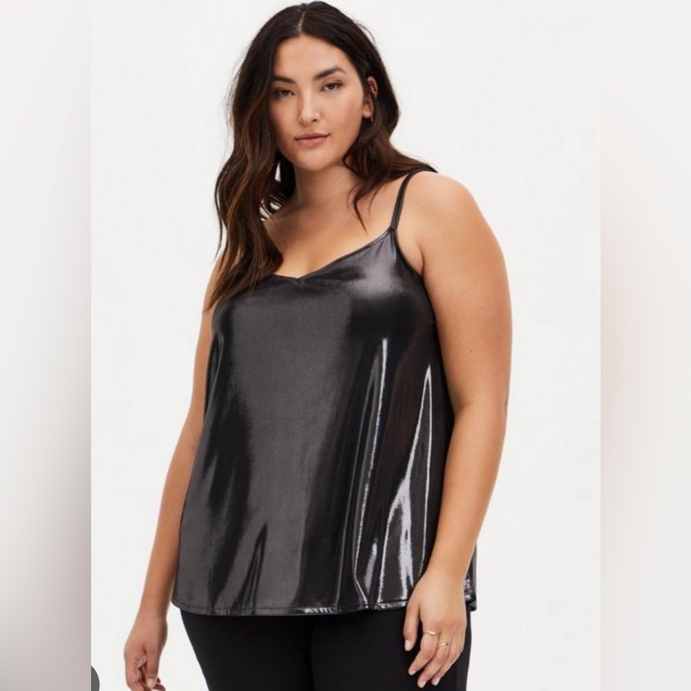 Liquid Shine Swing Cami TORRID nwt